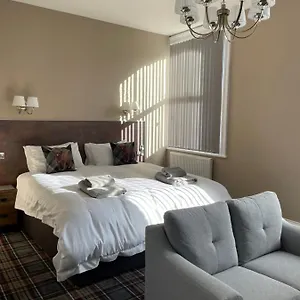 بيت ضيافة Carlton House, سكرابورو